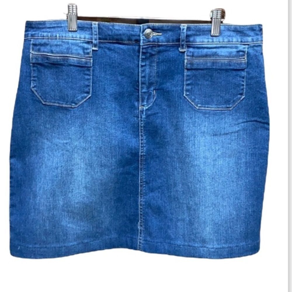 Christopher & Banks Petite Stretch Denim Skirt Size 16P NWOT